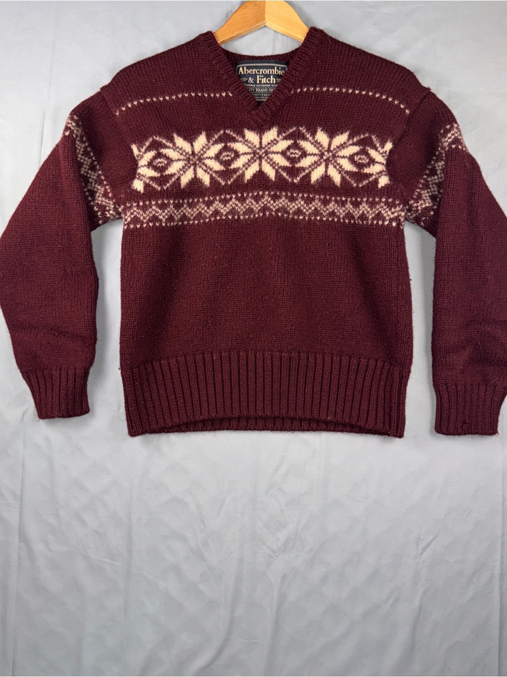 Vintage Abercrombie & Fitch Sweater Mens Small Red Wool Fair Isle Knit V Neck